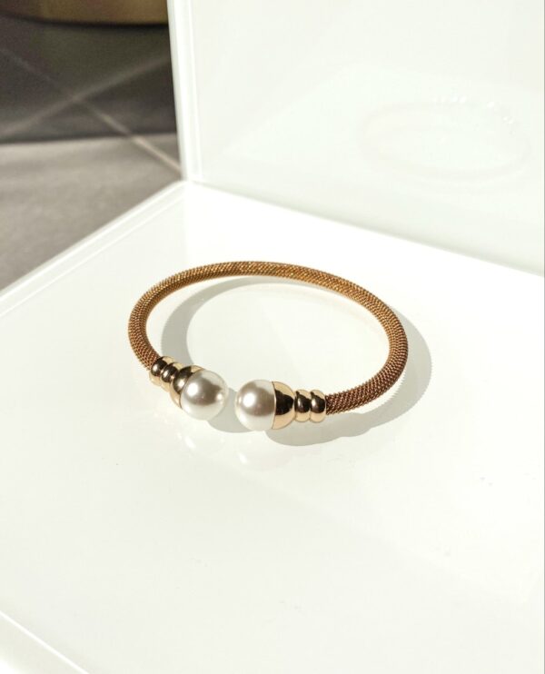 ''Double Pearl Bracelet"
